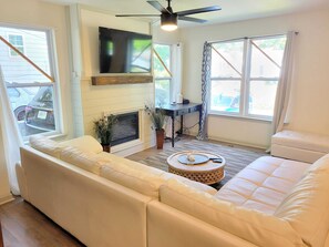 Smart TV, fireplace, offices
