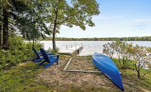 Property grounds - Cozy Cottage with Private Hot Tub and Lake Access (Pullman)