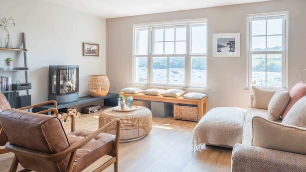 Unclassified image, 1 of 38, button - 10 Buckley Street -  the perfect seaside haven, moments from the beach (Salcombe)