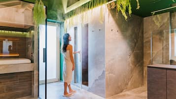 Soins corporels, massages aux pierres chaudes