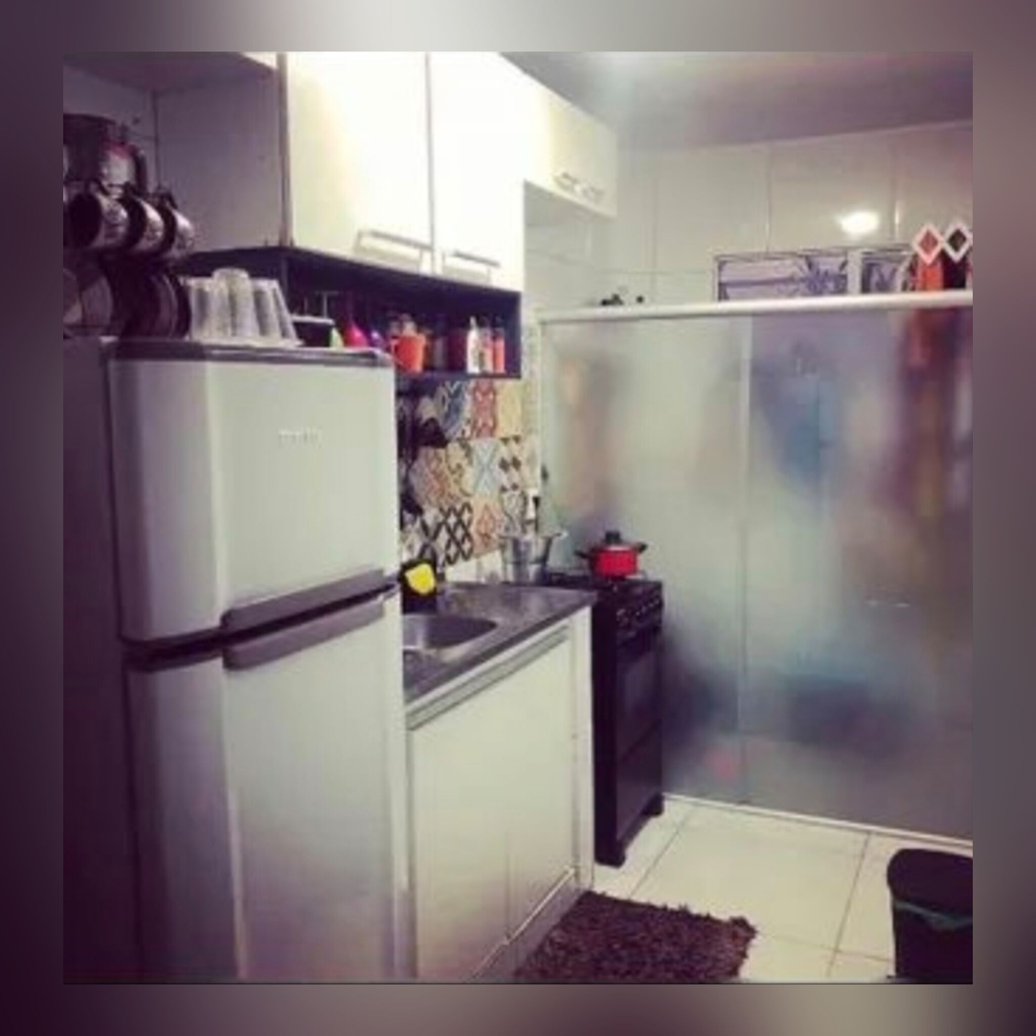 Réfrigérateur, four, plaque de cuisson, blender