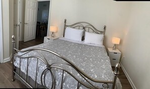 3 chambres, coffres-forts dans les chambres, Wi-Fi gratuit