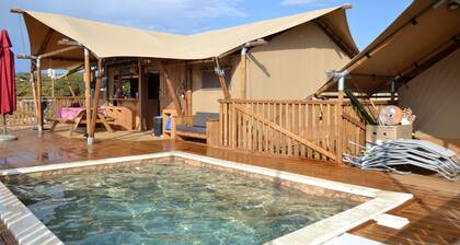 Safari Lodge mit Meerblick in Natur pur Ohne Nachbarn