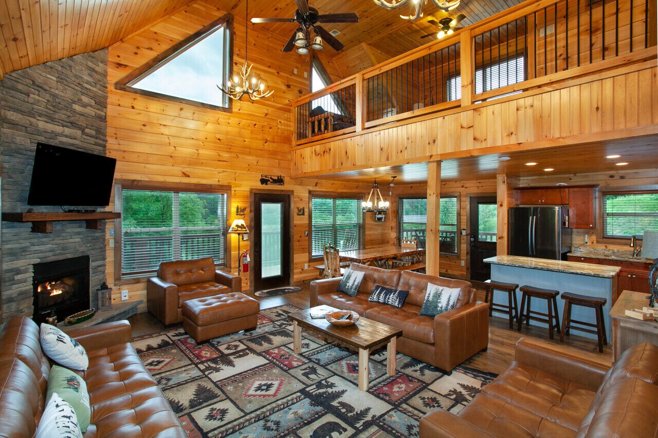 Smart TV, fireplace, stereo