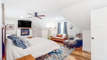 5 soveværelser, skrivebord, strygejern/strygebræt, Wi-Fi