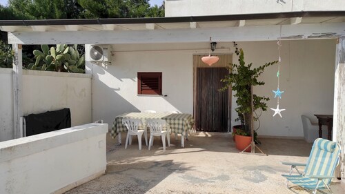 Casa Marieli - 50 Meters from the Sea, with Outdoor Space