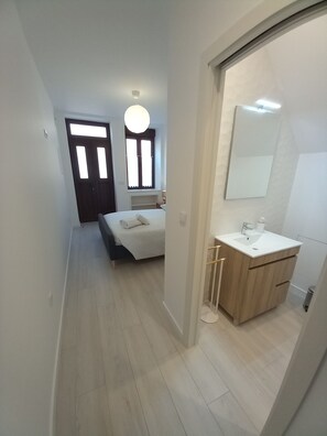 1 Schlafzimmer, WLAN, Bettwäsche