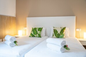 3 quartos, Wi-Fi de cortesia, roupa de cama