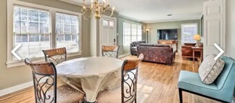 Country-Lux Stay & Play Spacious, Cozy Retreat--Experience True Comfort and Joy