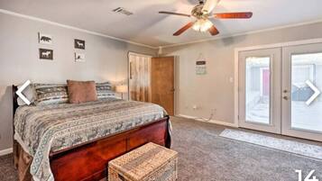 5 Schlafzimmer, Schreibtisch, Bügeleisen/Bügelbrett, WLAN