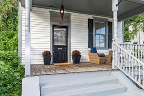 Exterior detail - Historic Charm | Near USC, Fort Jackson & 5 Points (Columbia)