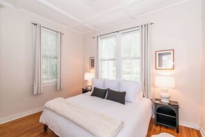 3 chambres, fer et planche Ă repasser, lit parapluie, Wi-Fi gratuit