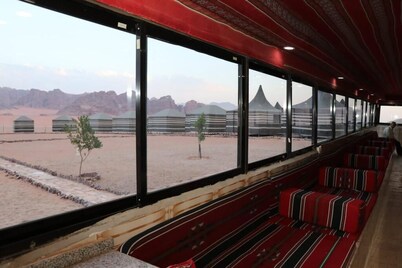 Wadi rum boutique camp & jeep tour 