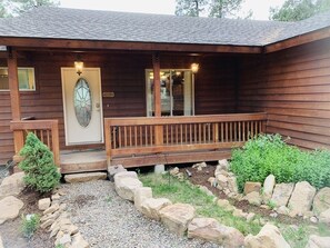 Exterior detail - Your home away from home mountain cabin (Bayfield)