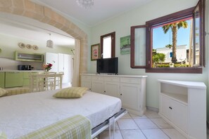 3 bedrooms, Internet