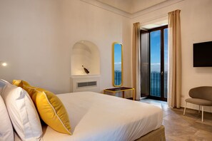 4 bedrooms, WiFi, bed sheets