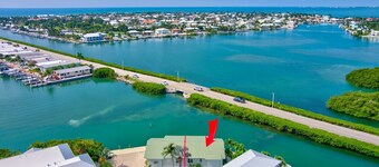Winter Sale! Cabana Club, Dock, Kayak Launch, Pet Friendly