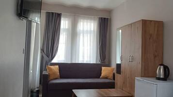 Superior Triple Room | In-room safe, soundproofing, free WiFi