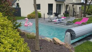 Piscine extérieure, piscine chauffée