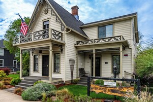 Framhlið gististaðar