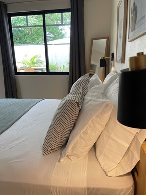 3 chambres, coffres-forts dans les chambres, bureau, Wi-Fi gratuit
