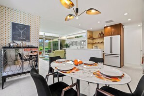 Imagen sin descripción, 4 de 33, botón