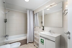 Hair dryer, towels