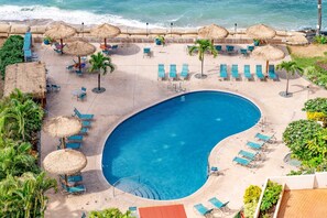 Alberca al aire libre 