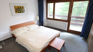 Unclassified image, 5 of 18, button - Kontiki by Interhome (Saas-Fee)