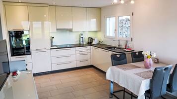 Fridge, microwave, oven, dishwasher