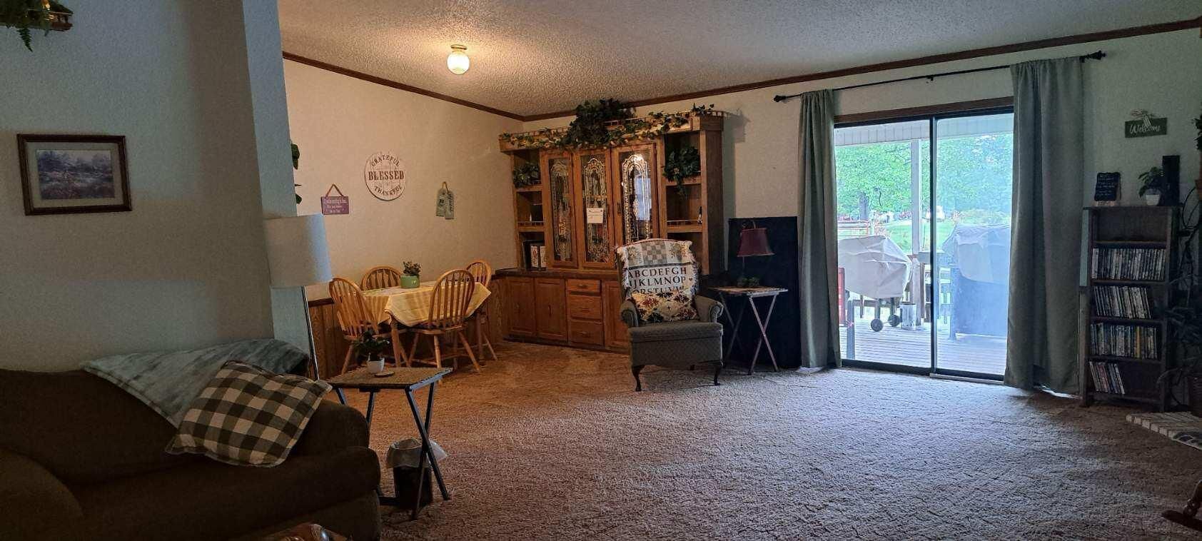 Smart TV, DVD player, books, video library