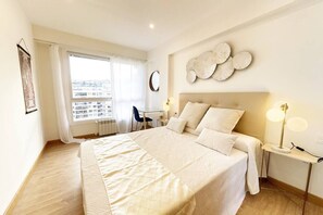 3 Schlafzimmer, Bügeleisen/Bügelbrett, WLAN, Bettwäsche