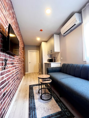 In-room safe, iron/ironing board, free WiFi