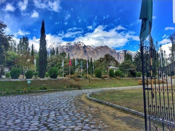 Exterior - Hotel Green Palace Gahkuch (Gahkuch)