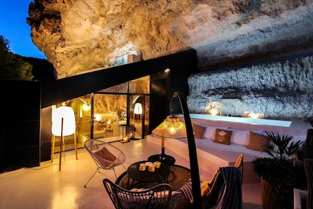 Terrace/patio. Cave Villa PIACORY (Cave Hotel Lomas de Ruvira)