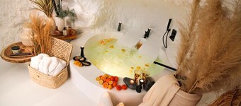 Cave Suite KAHF (Cave Hotel Lomas de Ruvira)