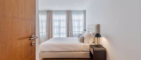 2 多间卧室、熨斗/熨衣板、旅行婴儿床、WiFi