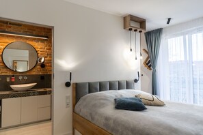 1 habitación, wifi y ropa de cama