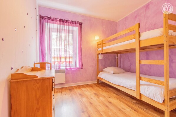 6 bedrooms, Internet