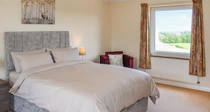 3 bedroom accommodation in Beaumont, near Carlisle