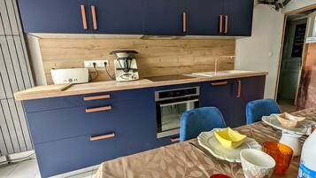 Family Cottage | Private kitchen