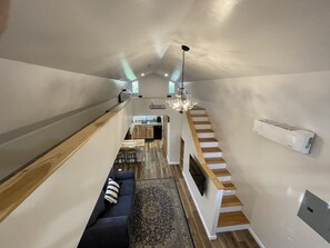 Smart TV - Tiny Palace @ Rustic Ridge in Granite Dells (Prescott)