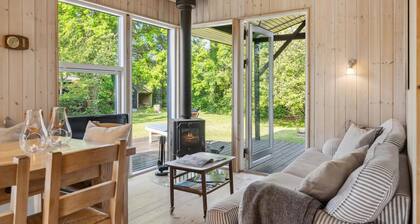 Nice home in Sjællands Odde with WiFi