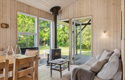 Nice home in Sjællands Odde with WiFi