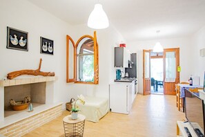 Oven, stovetop, toaster, cookware/dishes/utensils - S'Arenada B by All4sardinia  (Cardedu)