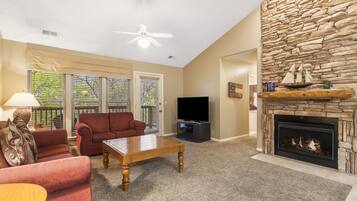 Smart TV, fireplace, DVD player