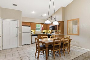 Fridge, microwave, oven, dishwasher - Condo with Fireplace and Connecting Suite with Kitchenette (Reeds Spring)