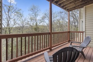 Property grounds - Full Condo with Fireplace + Suite with Kitchenette at StoneBridge Village (Reeds Spring)