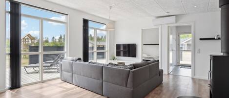 TV, fireplace, table football, ping pong