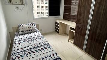 2 quartos, ferros/tábuas de passar roupa, Wi-Fi de cortesia